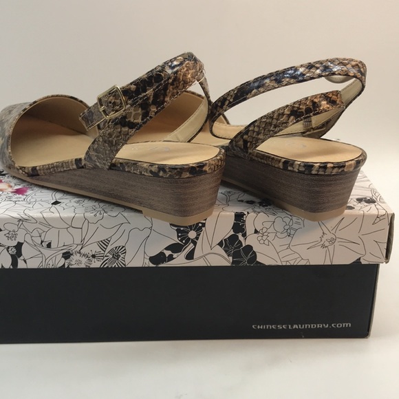 CL by Laundry Womenś Gunner Ballet Flats Size 6.5 - Picture 6 of 13